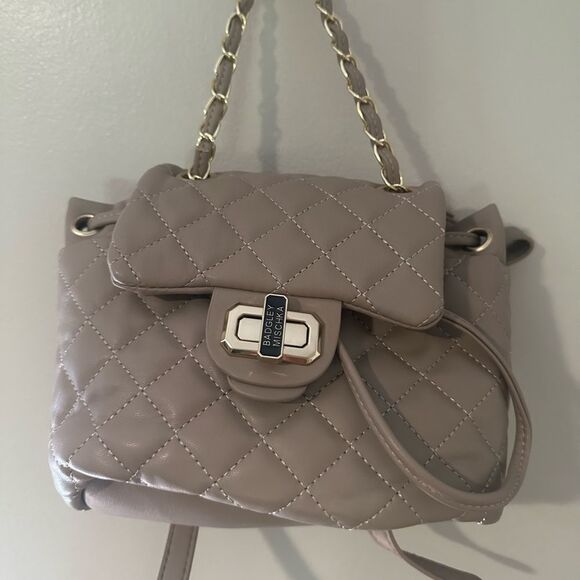 Tan Quilted Shoulder Bag /backpack with Chain Strap NWT - Picture 1 of 8